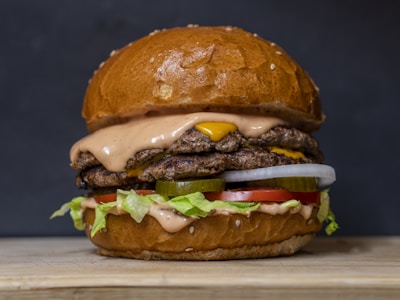 Classic Cheeseburger